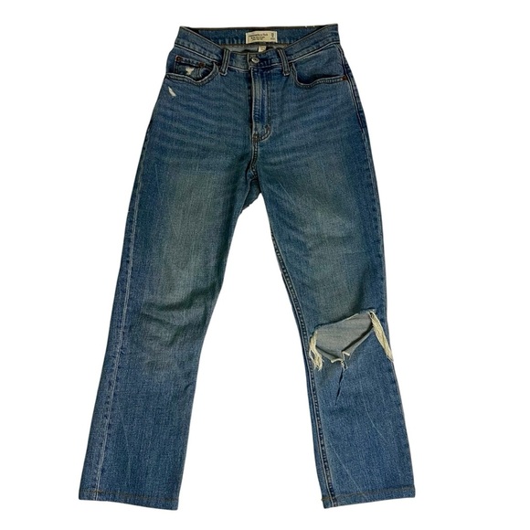 Abercrombie & Fitch Women’s Ultra High Rise 90s Straight Denim Jean Sze 25 Short - Picture 1 of 8